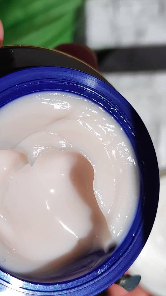 Shiseido Vital Perfection Uplifting and Firming Cream Enriched review photo by willworkformascara