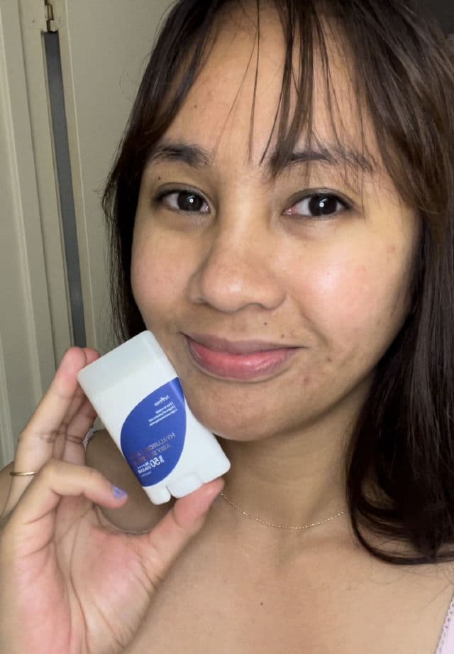 ISNTREE Hyaluronic Acid Airy Sun Stick SPF 50 PA++++ review photo by willworkformascara