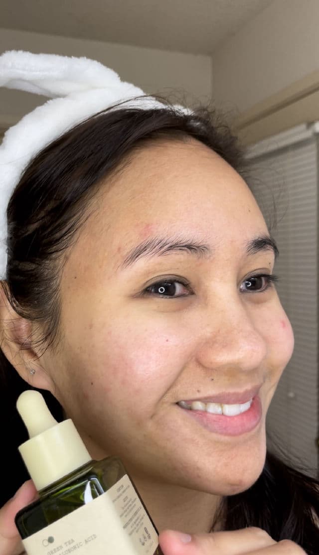 Viegano Green Tea + Hyaluronic Acid review photo by willworkformascara