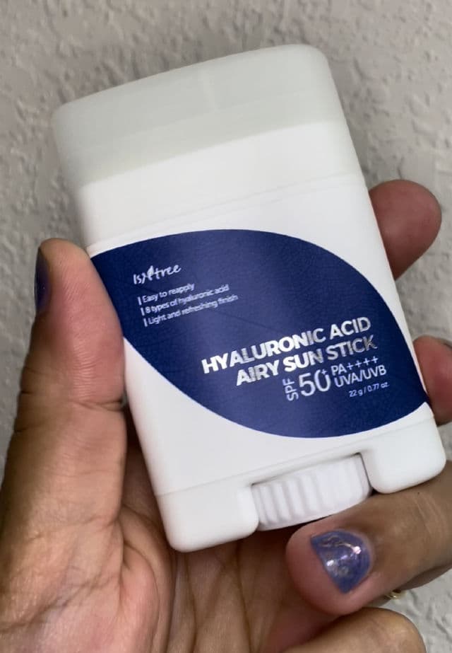 ISNTREE Hyaluronic Acid Airy Sun Stick SPF 50 PA++++ review photo by willworkformascara