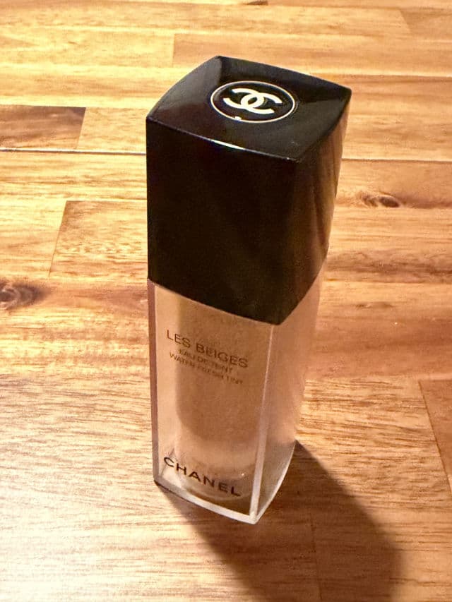 Chanel Les Beiges Water Fresh Tint  review photo by Dariaphotoart
