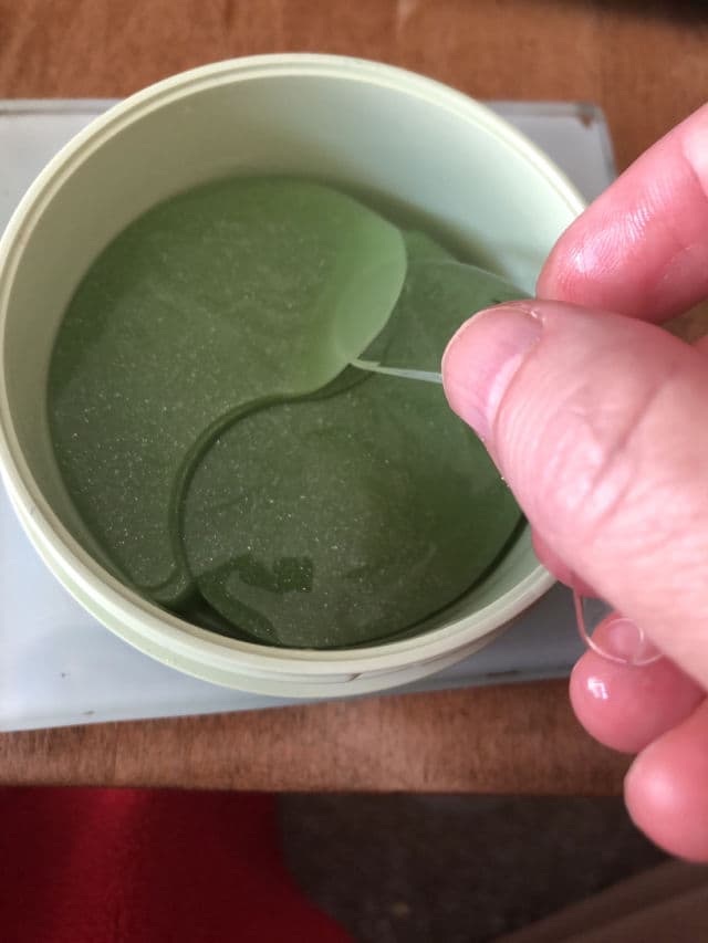 Pixi DetoxifEYE review photo by Patric64