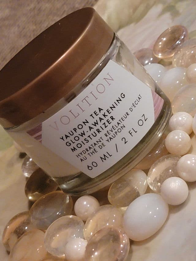 Volition Beauty Yaupon Tea Glow-Awakening Moisturizer review photo by ColleenDoc1996