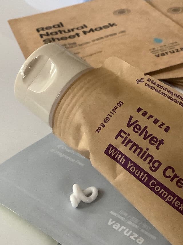Varuza Velvet Firming Cream review photo by Hendrika01
