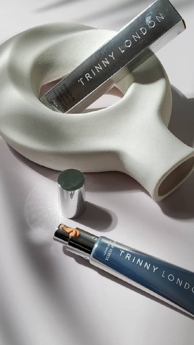 Trinny London BFF De-Stress Tinted Serum  review photo by Hendrika01