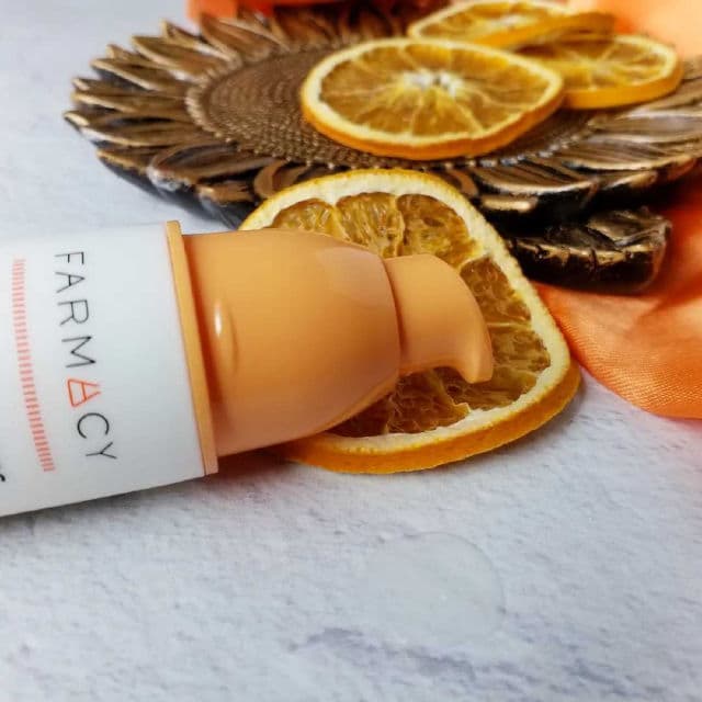 Farmacy 10% Waterless Vitamin C Serum review photo by Hendrika01