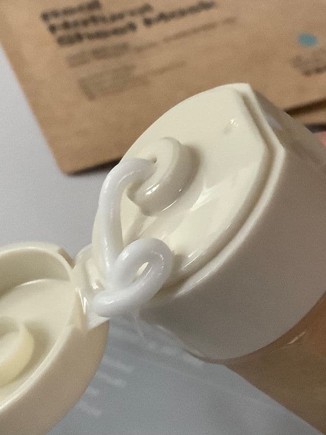 Varuza Velvet Firming Cream review photo by Hendrika01