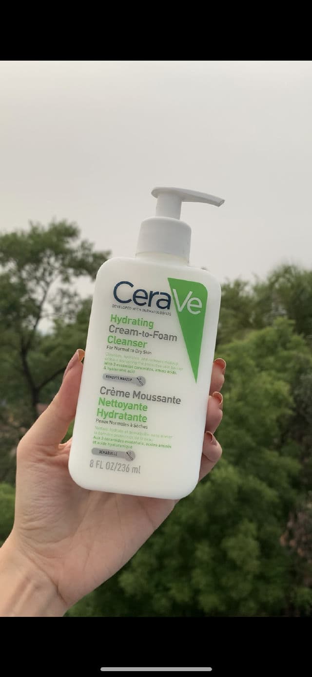 CeraVe Hydrating Cream-to-Foam Cleanser review photo by Shivaniverma