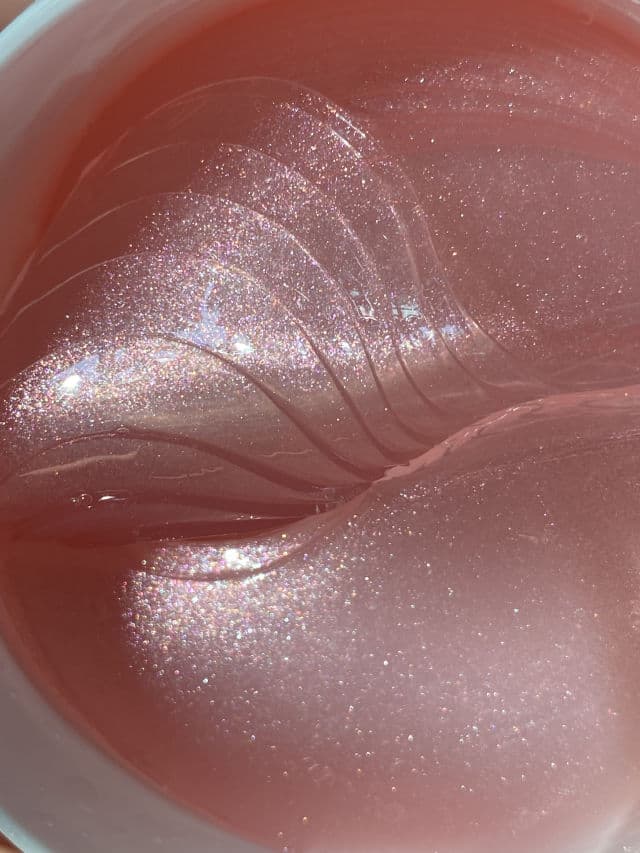 Bulgarian Rose Water Hydrogel Eye Patch product review