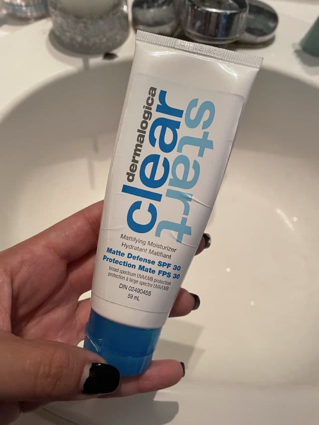Clearing Defense SPF 30 Moisturizer product review