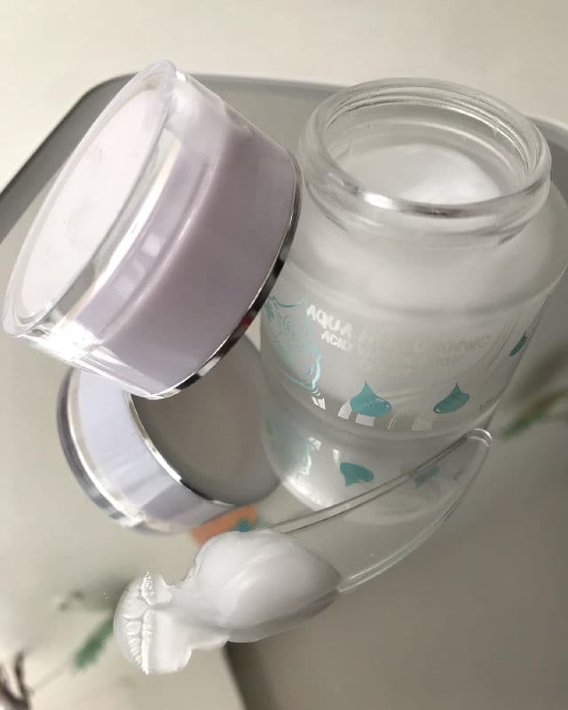 ELIZAVECCA Aqua Hyaluronic Acid Water Drop Cream review photo by Sussi