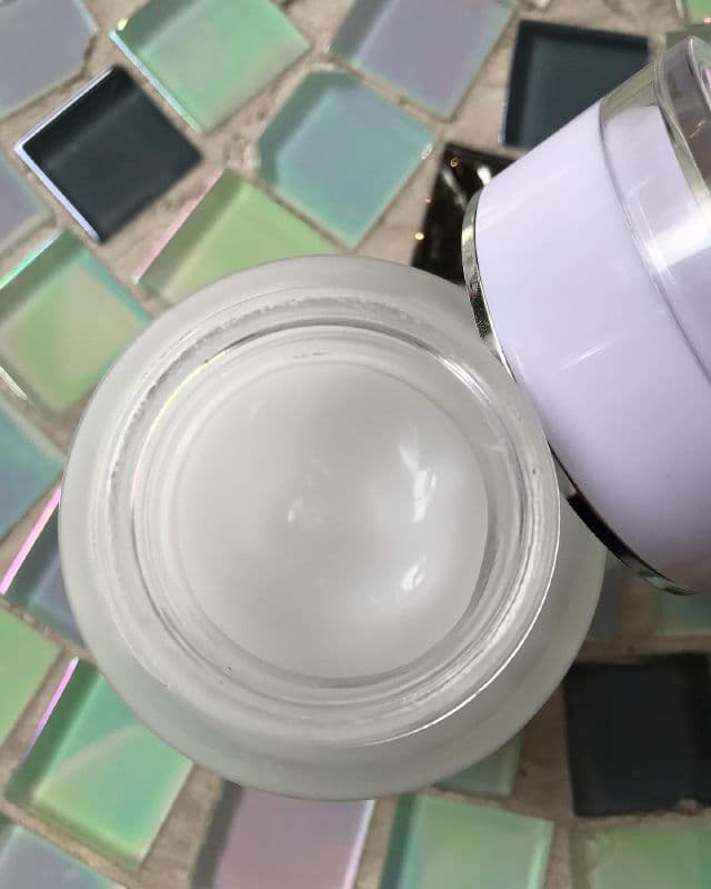 ELIZAVECCA Aqua Hyaluronic Acid Water Drop Cream review photo by Sussi