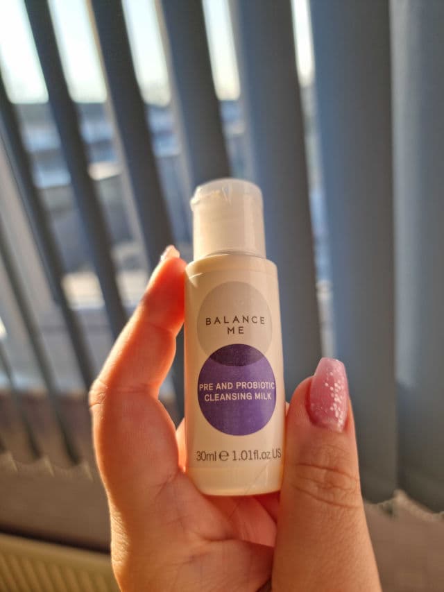 Balance Me Pre and Probiotic Cleansing Milk review photo by izaKitty