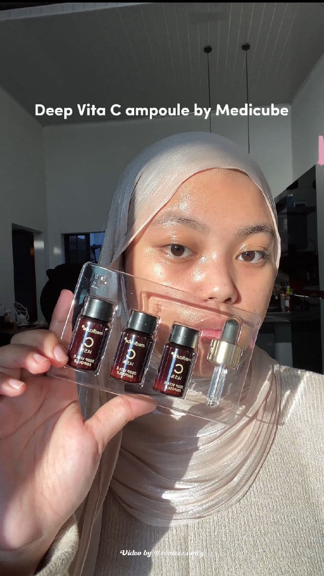 Medicube Deep Vita C Ampoule review photo by Maytria