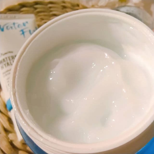 Waterfull Hyaluronic Acid Cream product review