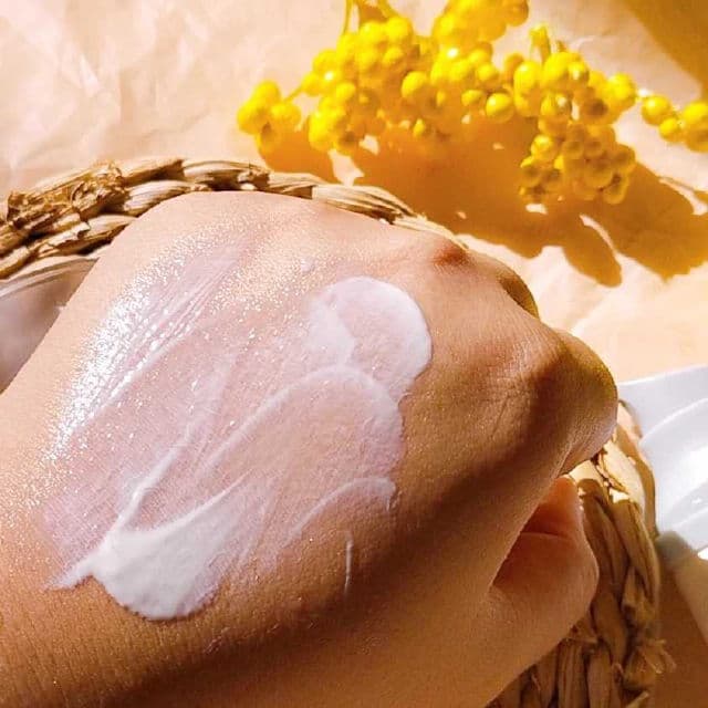 Madagascar Centella Hyalu-Cica Water-Fit Sun Serum SPF50+ PA++++ product review