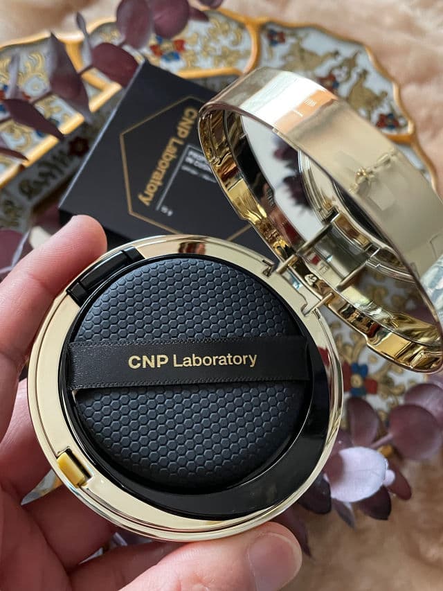 CNP Laboratory Propolis Ampule In Cushion SPF50+ PA+++ review photo by antoinnes