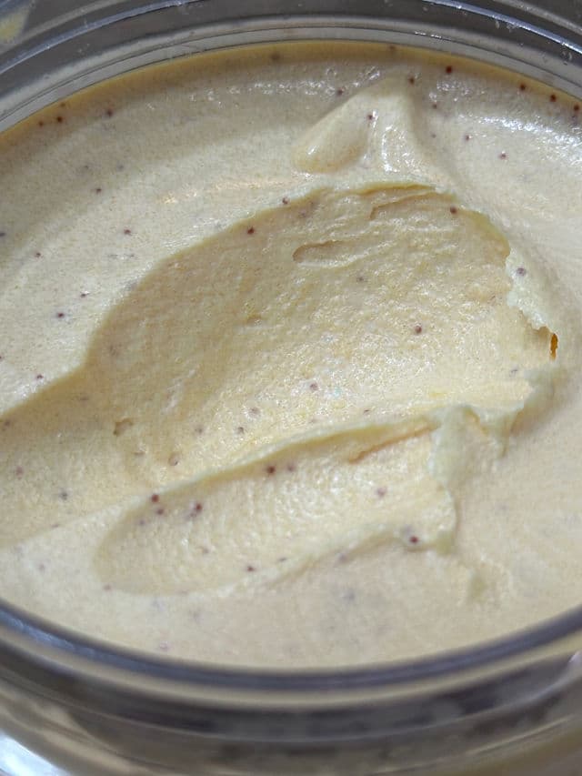 Dove Exfoliating Body Polish Crushed Almond & Mango Butter review photo by pris9