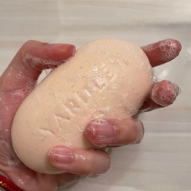 Yardley Oatmeal & Almond Naturally Moisturizing Bath Bar review photo by pris9