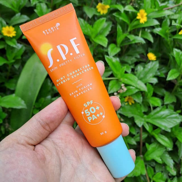 Studio Tropik SPF 50+ PA++ Skin Pretty Filter review photo by auliaasaf