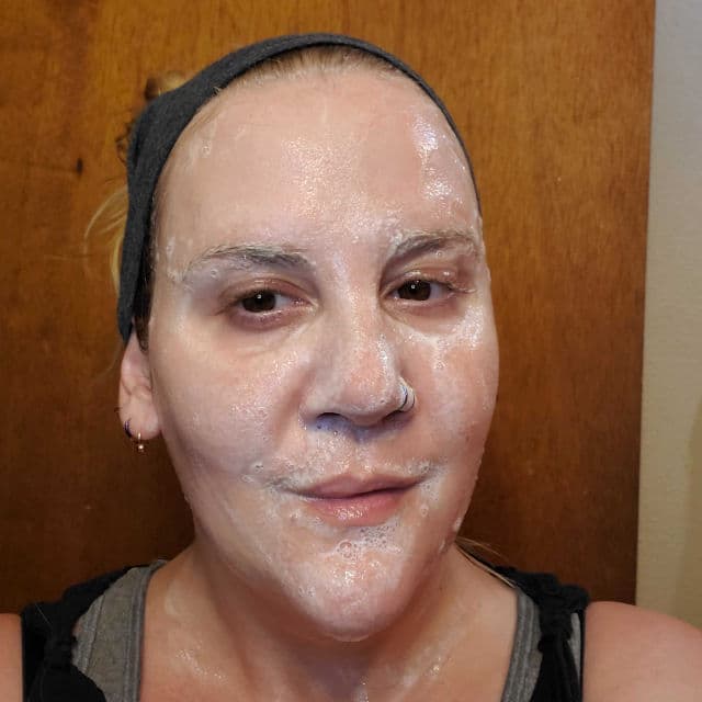 Petitfee Clarifying AHA Gel Cleanser review photo by beautybonnebeth