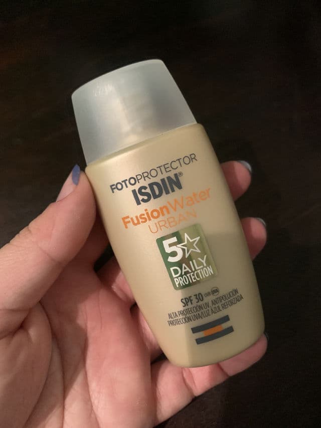 ISDIN Fotoprotector Fusion Water Urban SPF 30 review photo by cams99