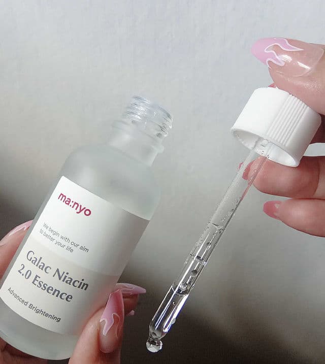 manyo Galac Niacin 2.0 Essence review photo by QueenPanda