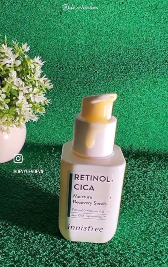 INNISFREE Retinol Cica Moisture Recovery Serum review photo by devydshop