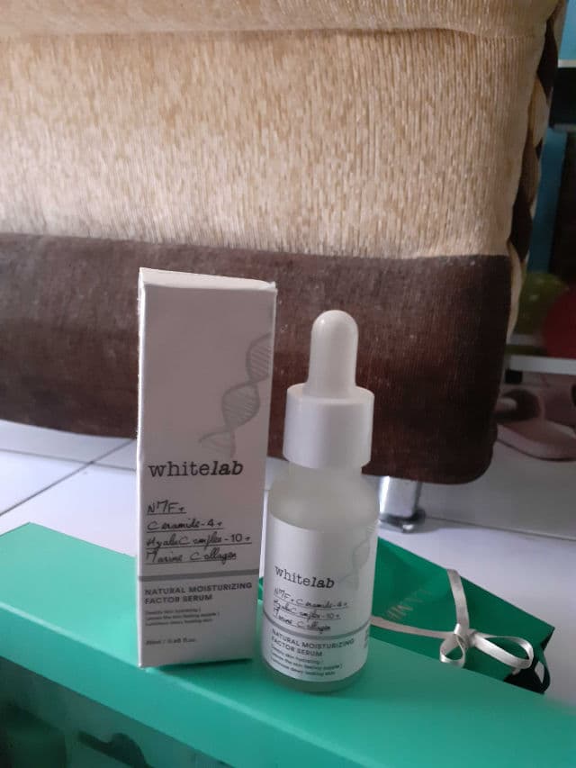 whitelab Intense Brightening Serum Niacinamide 10% + Collagen review photo by Reviewbypipit