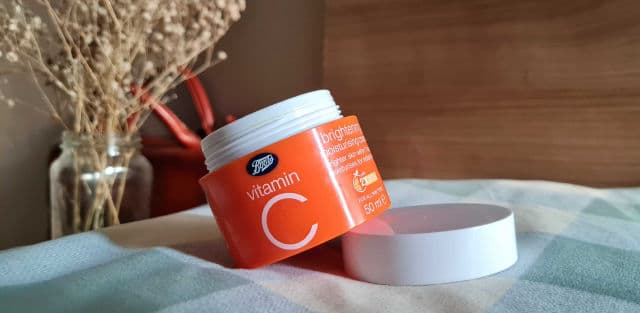 Boots Vitamin C Brightening Moisturising Cream review photo by veagee