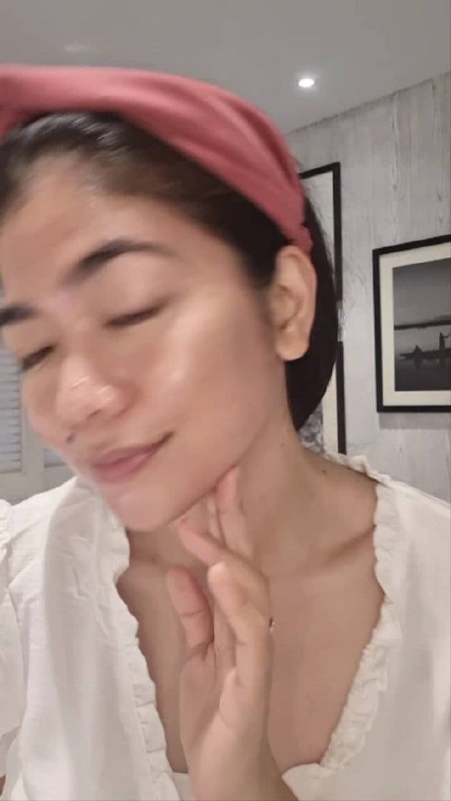 SKIN AQUA Sunplay Skin Aqua UV Watery Gel SPF50+ PA++++ review photo by veagee