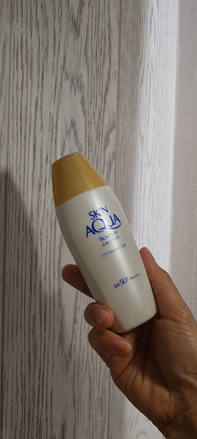 SKIN AQUA Sunplay Skin Aqua UV Watery Gel SPF50+ PA++++ review photo by veagee