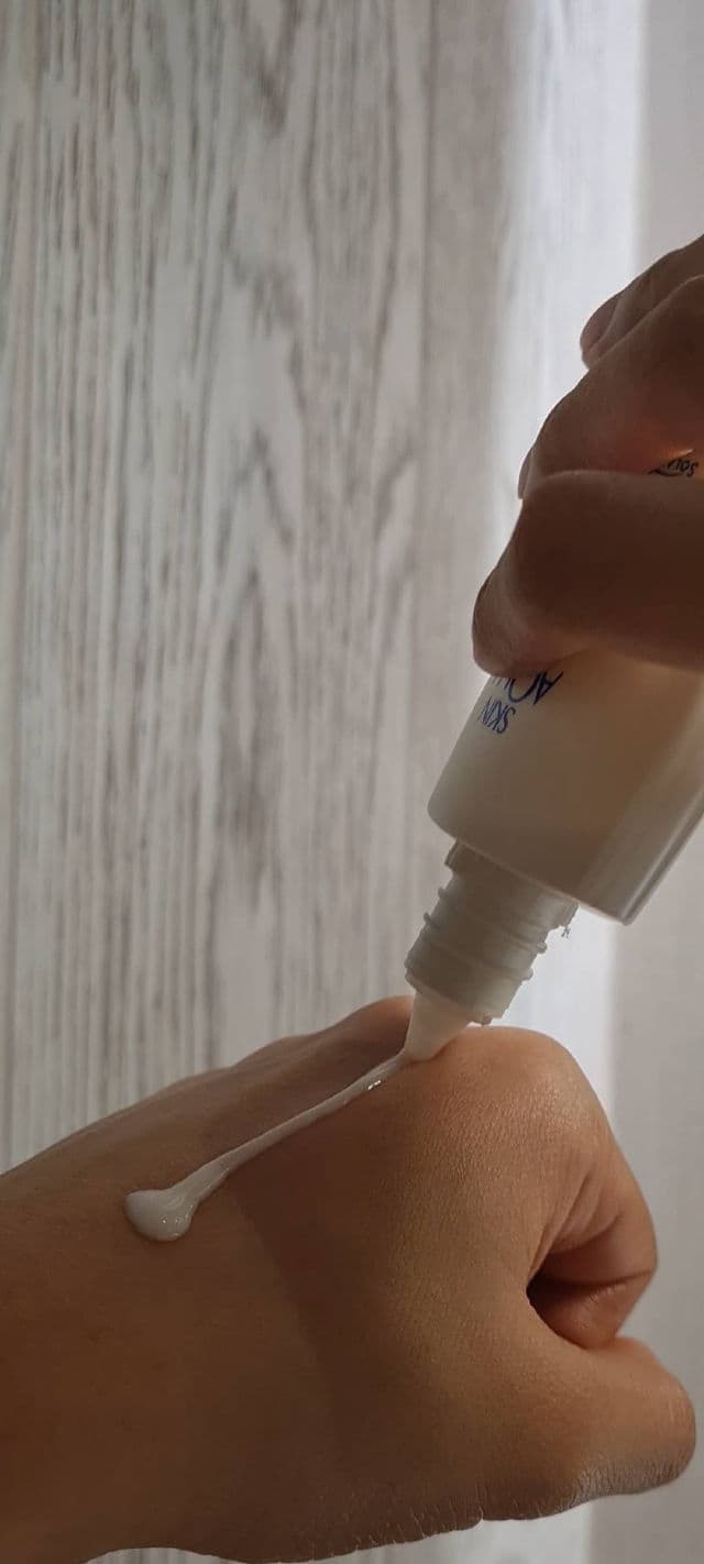 SKIN AQUA Sunplay Skin Aqua UV Watery Gel SPF50+ PA++++ review photo by veagee