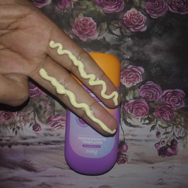 Base Ultra Soothe Natural Sunscreen SPF 50 PA+++ review photo by fufufoe