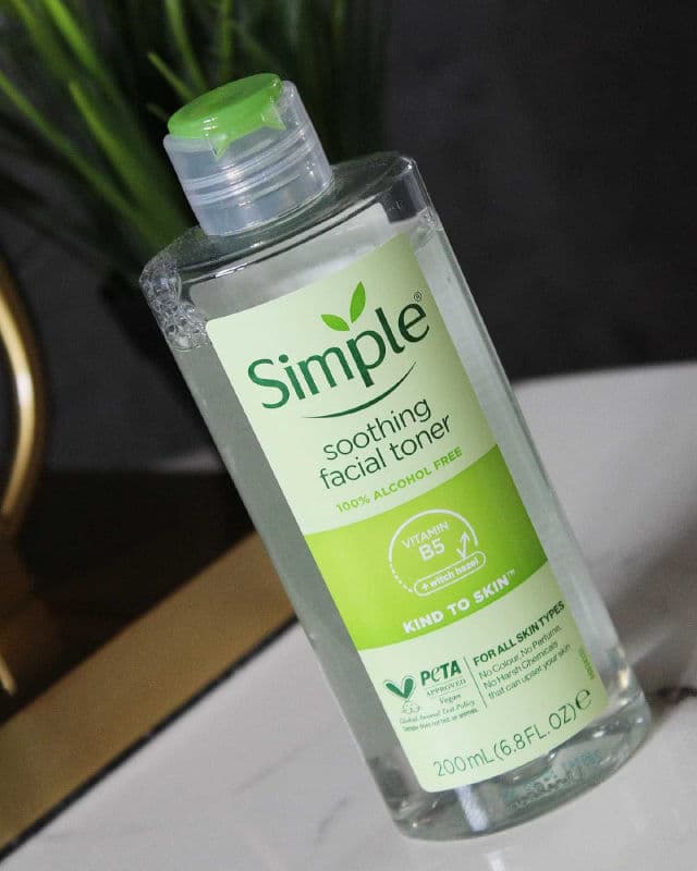 Simple Kind To Skin Soothing Facial Toner review photo by skeengeeks