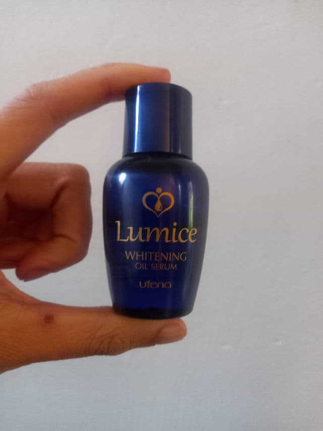 Utena Lumice Whitening Oil Serum review photo by LaureThithu