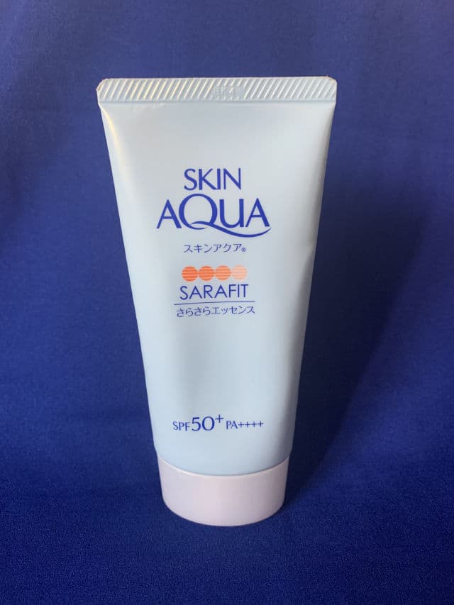SKIN AQUA Sarafit UV Sarasara Essence SPF50+ PA++++ review photo by Radiant1111