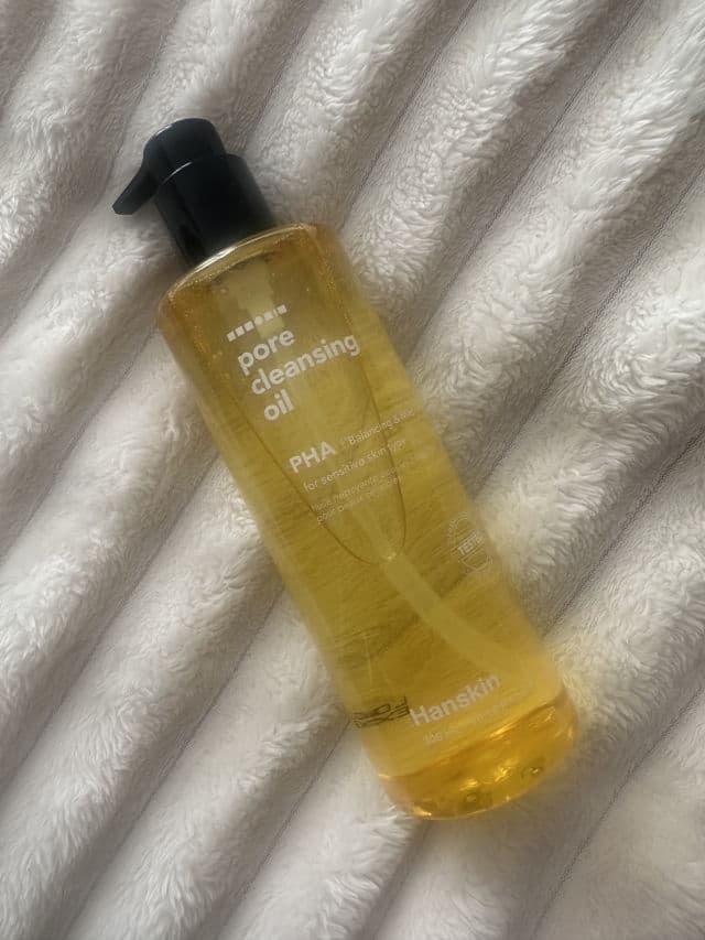 HANSKIN Pore Cleansing Oil PHA review photo by Shuan