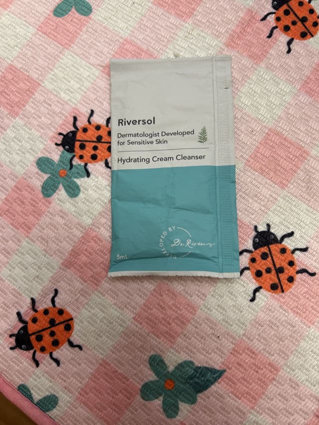 Riversol Hydrating Cream Cleanser review photo by Conniematt