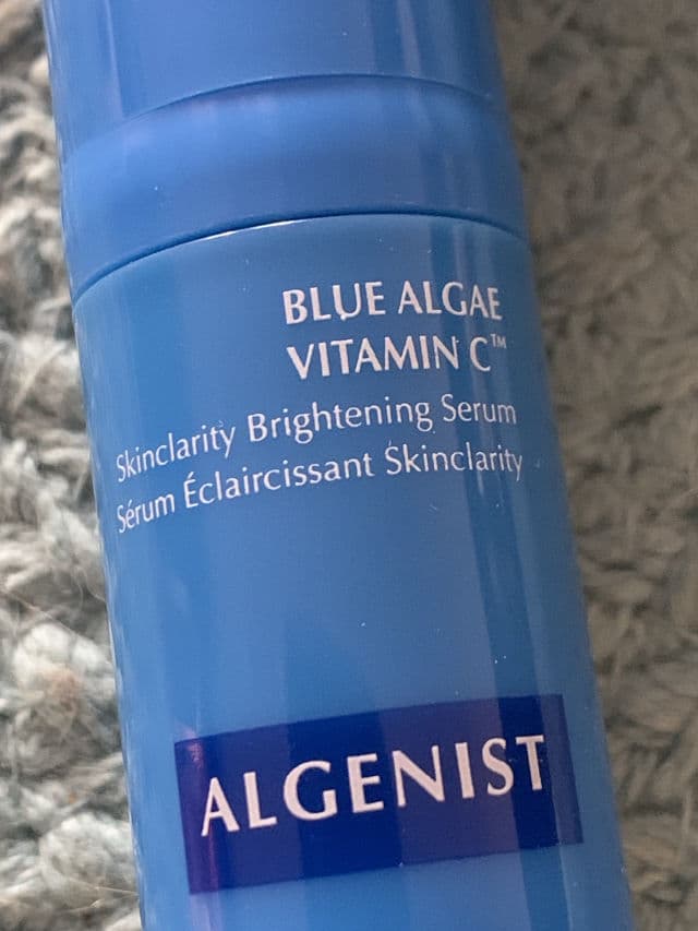Algenist Blue Algae Vitamin C Skinclarity Brightening Serum review photo by robinhop