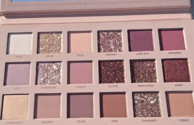 Huda Beauty Nude Eyeshadow Palette review photo by robinhop