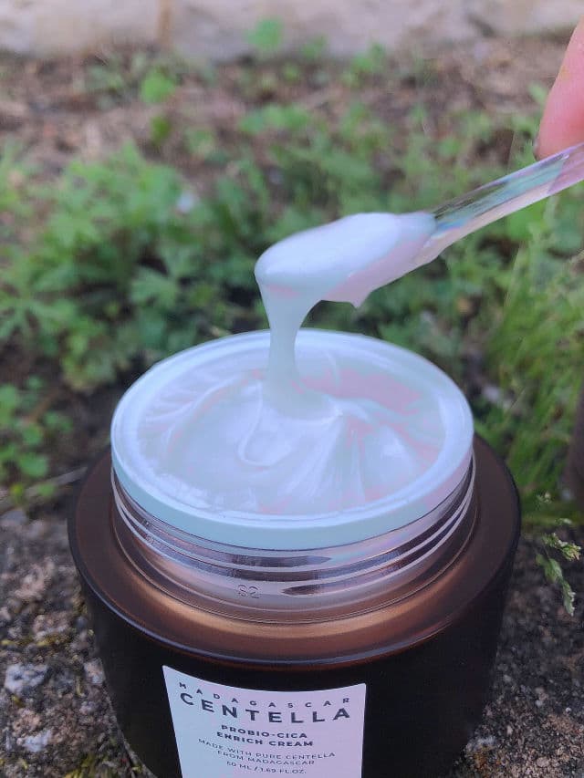 SKIN1004 Madagascar Centella Probio-Cica Enrich Cream review photo by robinhop