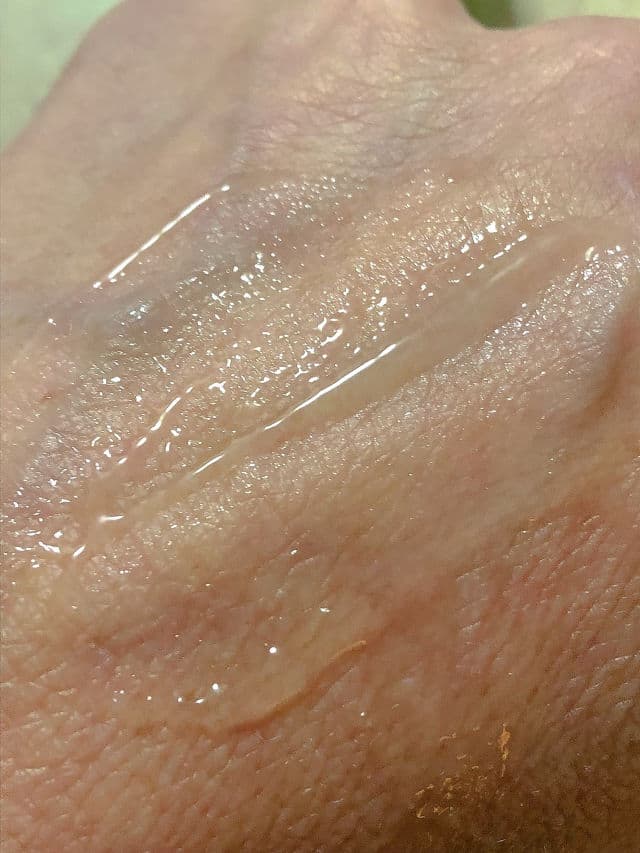 The Body Shop Drops Of Youth Youth Concentrate review photo by robinhop
