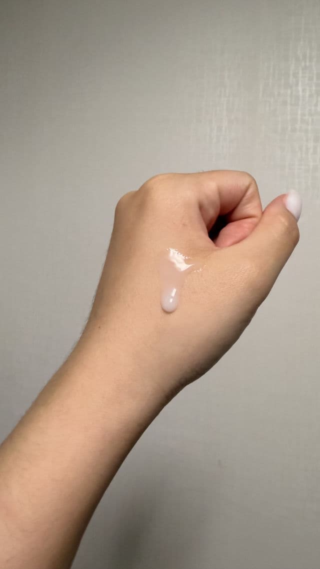 Clio Glazing Milky Essence Mini review photo by Natulya
