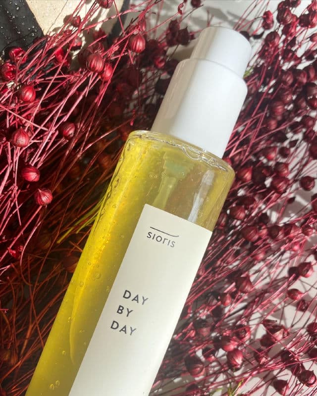 Sioris Day By Day Cleansing Gel review photo by Glowyforever