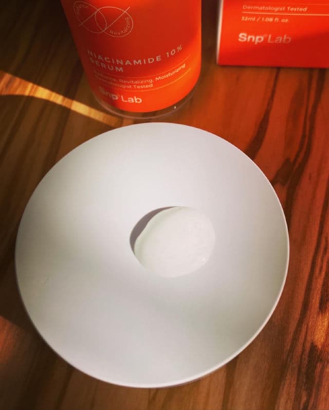 SNP Niacinamide 10 Serum review photo by Glowyforever