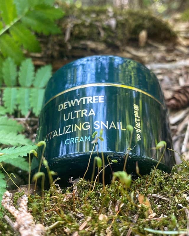 DEWYTREE Ultra Vitalizing Snail Cream review photo by Glowyforever