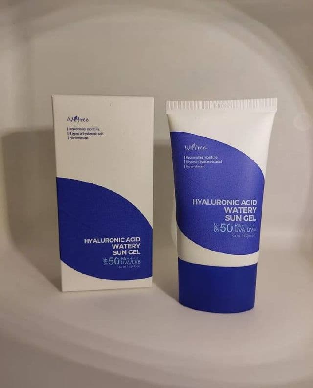 ISNTREE Hyaluronic Acid Daily Sun Gel SPF30 PA+++ review photo by thejoyofcinnamon