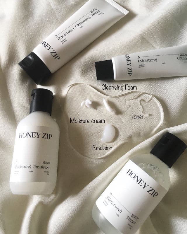 Honey Zip Agave Moisture Cleansing Foam review photo by dangdaily