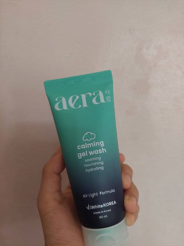 Aera by iWhite Korea Calming Gel Wash review photo by Gray17
